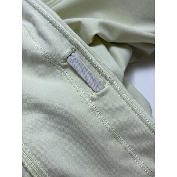 Athleta Run With It 3.5" Short Shorts Pale Yellow Green XL Stretch Pocket - Picture 14 of 16